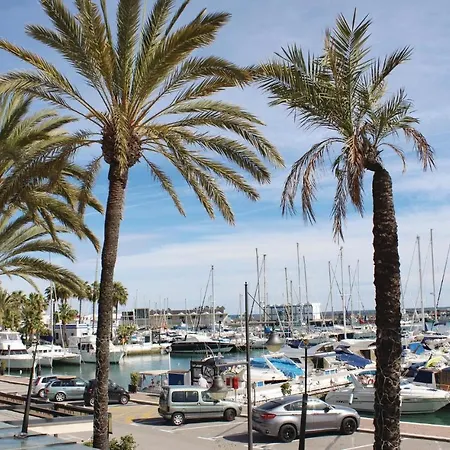 Apartament Beautiful In With 3 Bedrooms, Outdoor Swimming Pool And Swimming Pool *