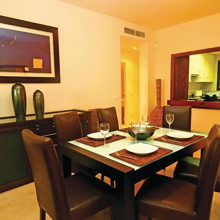Apartament Beautiful In With 3 Bedrooms, Outdoor Swimming Pool And Swimming Pool *